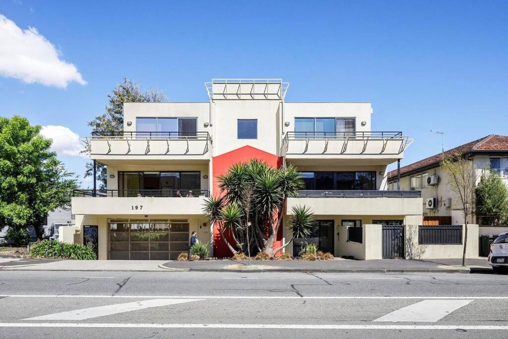 Cozy 1 Bedder In St Kilda With Balcony Lägenhet Melbourne Exteriör bild